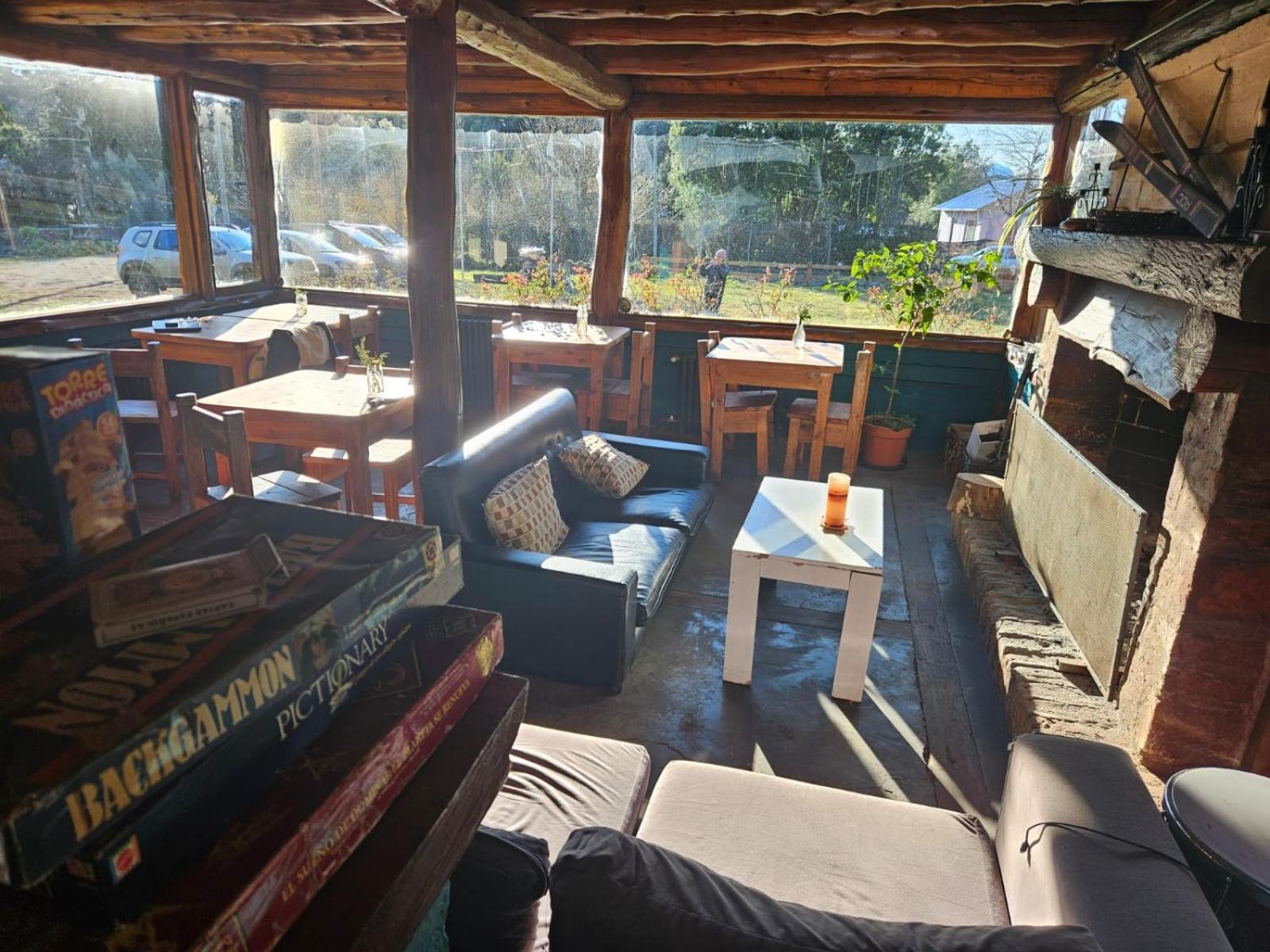 Hostel Capsula Refugio Oeste Сан-Карлос-де-Барілоче Екстер'єр фото